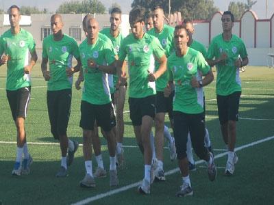 Les Fennecs se préparent sans pression à la CAN Ils s'envolent aujourd'hui pour l'Afrique du Sud pour le stage préparatoire