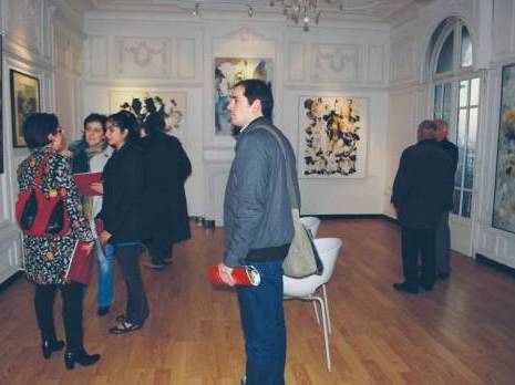 Cimaises à l'école                                    Arts plastiques. Artissimo accueille des expositions