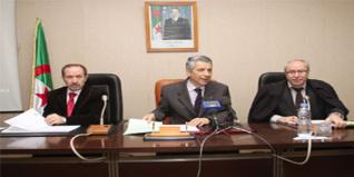 Baba Ahmed :Le secteur de l'Education examinera l'évaluation des réformes