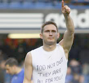 A l'étranger                                    FC Chelsea / United et Gunners attendent Lampard
