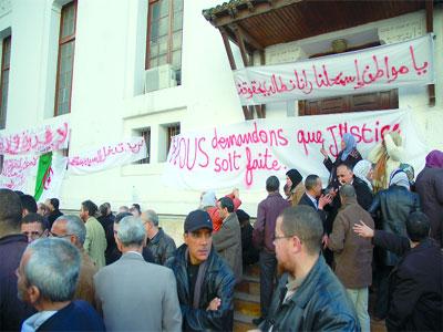 30 000 DA aujourd'hui et le reste des revendications des postiers en février                                    La direction d'Algérie Poste appelle à l'arrêt de la grève