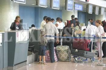 70.000 visas accordés aux Algériens en 2012                                    POINT DE PRESSE DE L'AMBASSADEUR D'ESPAGNE À ALGER