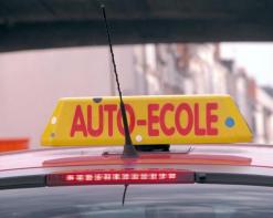 تحويل محطة المسافرين بتمالوس بسكيكدة إلى مركز لتعليم السياقة                                    وسط تذمر سائقي الصفراء وتهديدهم بتصعيد الوضع