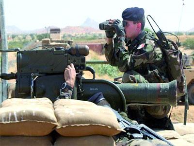 La France restera au Mali «le temps nécessaire»                                    Enrobant son intervention d'une légitimité douteuse