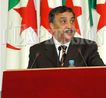 Chérif Rahmani veut dépoussiérer l'industrie                                DIVERSIFICATION DES PARTENAIRES ET TRANSFERT DE TECHNOLOGIE