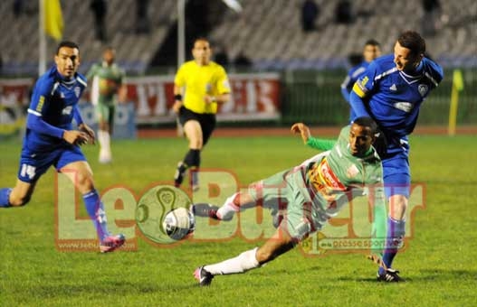 MCA 0 - WAT 1 : Boushaba replonge le Mouloudia dans le doute