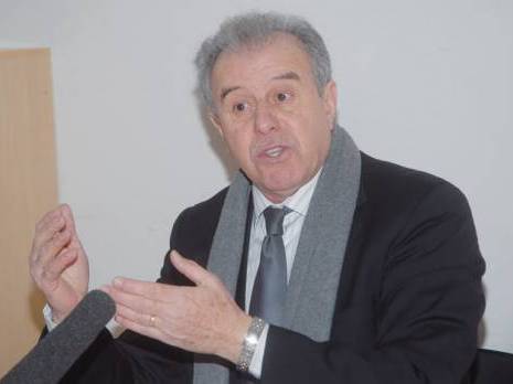 Ali Fergani : «Nous avions galéré pour préparer la CAN»                                Il était sélectionneur lors de la CAN-1996 en Afrique du Sud