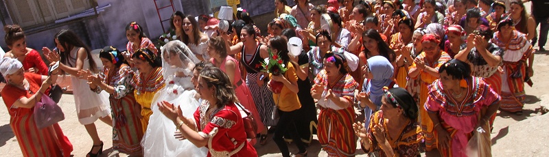 تيزي وزو - Festival de la robe kabyle à Illoula (Wilaya de Tizi Ouzou)