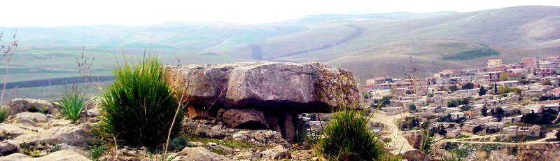 قسنطينة - Nécropole, dolmens et cromlechs de Bounouara au lieu dit Djebel Mazala	(Commune de Ouled Rahmoune, W