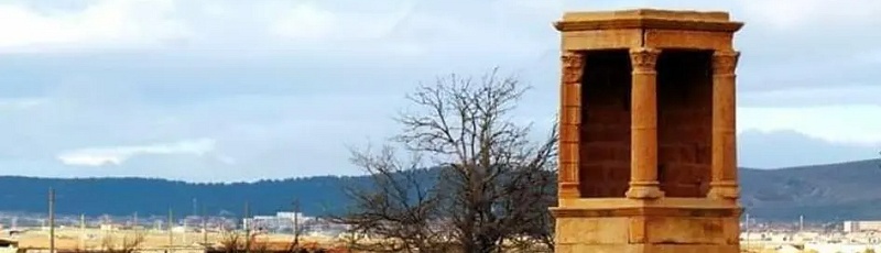 Khenchela - Mausolée Cédias, ksar Djazia	(Commune d'El Mahmal , Wilaya de Khenchela)