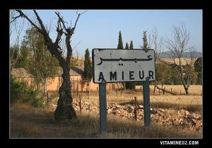 Entrée du village de Amieur