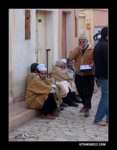 Place du marché de Beni Izguen  .