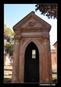 Cimetière chrétien de Gdyel ex- Saint Cloud : Caveau de la Famille Crance