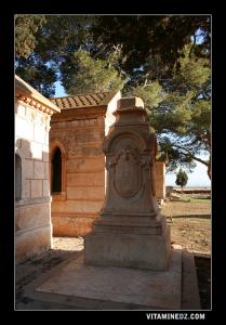Cimetière chrétien de Gdyel ex- Saint Cloud : Caveau de la Famille J. Gaudin