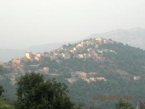 Vue sur le village de Selloum