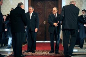 Cuban President Raul Castro (2nd R) and his Algerian
