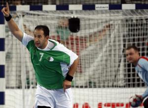 Algeria's Hichem Boudrali celebrates his goal against Russia during