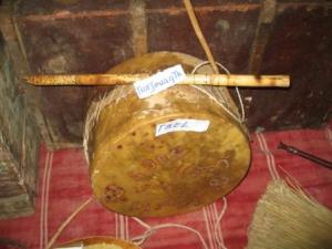 طبل قديم بالمكتبة العمومية لمدينة  دراع قبيلة