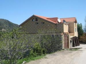 مباني حديثة ببلدية  المروج