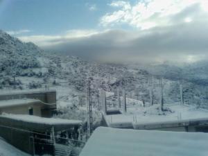 قرية  أيت ميزار  تحت الثلوج (ولاية بومرداس)