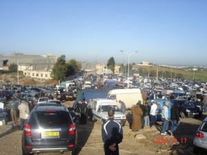 سوق السيارات بمدينة  بومرداس