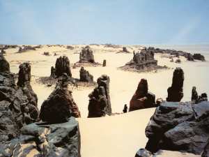 الأحجار البركانية بمنطقة  الهڨار