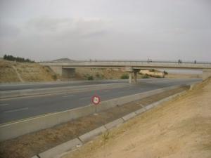 طريق وطني مار بمدينة  العشير