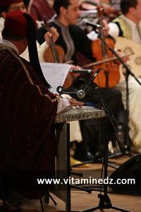 L\'Orchestre Maghrébin, dirigé par Rachi Guerbas aux Cérémonies de clôture de Tlemcen capitale de la culture islamique 2011 (24/04/2012)