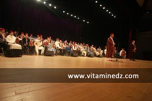 L\'Orchestre Maghrébin, dirigé par Rachi Guerbas aux Cérémonies de clôture de Tlemcen capitale de la culture islamique 2011 (24/04/2012)