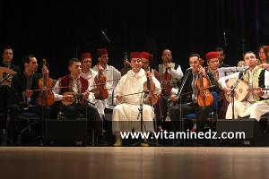 L\'Orchestre Maghrébin, dirigé par Rachi Guerbas aux Cérémonies de clôture de Tlemcen capitale de la culture islamique 2011 (24/04/2012)