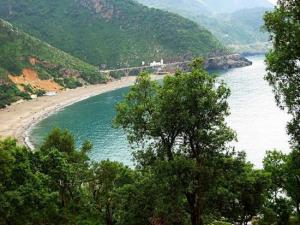 plage des grottes  merveilleuses