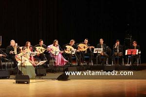 المطربة  ليلى برصالي  خلال  الحفل الإختتامي لفعاليات  تلمسان عاصمة الثقافة الإسلامية 2011  6