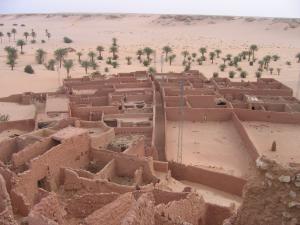 ابنية قديمة