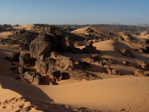 صخور منطقة  تيسراس  2