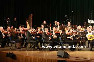 LOrchestre Symphonique National (OSN) anime la Soirée de clôture de « Tlemcen, capitale de la culture islamique 2011 », prévue le 25 avril 2012 à 19 heures au Palais de la Culture « Imama » de Tlemcen. Le spectacle , intitulé\ الله الله عليك يا تلمسان\