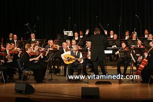 Le programme de ce spectacle, sous la direction musicale du maestro syrien Missak Baghboudarian