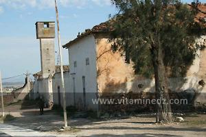 Ferme Coloniale aux environs de Lourmel (El Amria), route de Bouzedjar