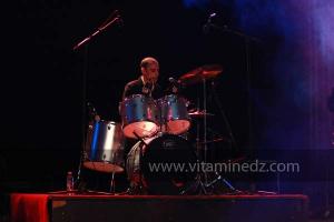 Hocine Agrane du groupe Caméléon aux cérémonies de clôture de Tlemcen capitale de la culture islamique 2011 (21/04/2012)