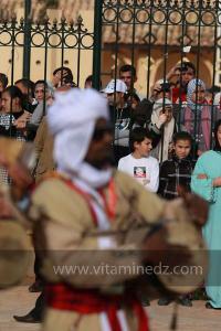 Parade populaire de groupe folkloriques algériens aux cérémonies de clôture de Tlemcen capitale de la culture islamique 2011 (21/04/2012)