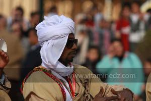 Parade populaire de groupe folkloriques algériens aux cérémonies de clôture de Tlemcen capitale de la culture islamique 2011 (21/04/2012)