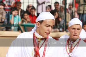 Danse Laalaoui, Parade populaire de groupe folkloriques algériens aux cérémonies de clôture de Tlemcen capitale de la culture islamique 2011 (21/04/2012)