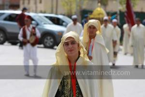 Association culturelle Al Manara de Meliana, Parade populaire de groupe folkloriques algériens aux cérémonies de clôture de Tlemcen capitale de la culture islamique 2011 (21/04/2012)