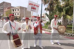 Troupe De Zorna Daoud Kharroubi, Chlef, Parade populaire de groupe folkloriques algériens aux cérémonies de clôture de Tlemcen capitale de la culture islamique 2011 (21/04/2012)