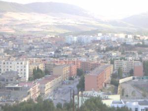 مدينة سوق أهراس حي 1700