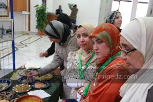 Takenta (Tamména) et d\'autres plats traditionnels aux Festivités du Maoulid Ennabaoui, dans le cadre de Tlemcen, Capitale de la culture islamique, 04 février 2012
