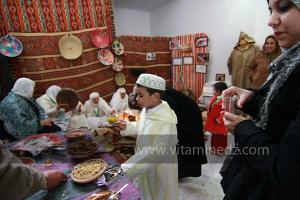 Takenta (Tamména) et d\'autres plats traditionnels aux Festivités du Maoulid Ennabaoui, dans le cadre de Tlemcen, Capitale de la culture islamique, 04 février 2012
