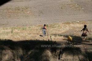 Enfants de Had Echkala, wilaya de Relizene