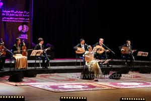 Leila Borsali, en clôture du 6ème Festival de Musique Hawzi de Tlemcen, le 03.07.2012