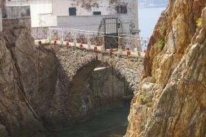 Un Pont En pleinne mer  Littorale Algérien
