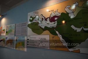 Exposition Nouba dans sa nouvelle version, à l\'occasion du 6è Festival de Musique Hawzi de Tlemcen